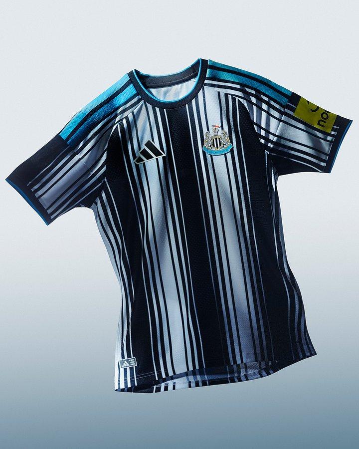 Shirt storm: the beautiful game and its critical clients